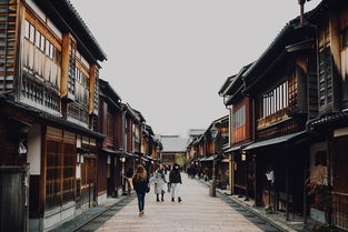 探索美食之旅:当地特色美食等你开启,舌尖上的小镇何以打不开? 探索美食之旅:当地特色美食等你开启,舌尖上的小镇何以打不开?