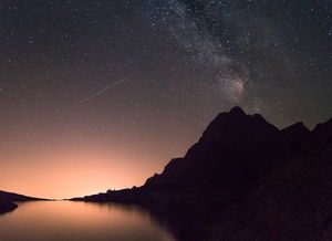 (银河战舰探索燃料什么意思)探索未知星辰:银河战舰游戏的惊险冒险 (银河战舰探索燃料什么意思)探索未知星辰:银河战舰游戏的惊险冒险