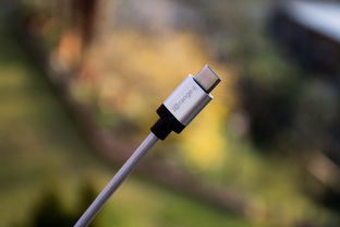 串口与IO口的区别:串口是用来进行数据传输的通信接口,而IO口则是用来控制硬件设备的输入输出接口。 串口与IO口的区别:串口是用来进行数据传输的通信接口,而IO口则是用来控制硬件设备的输入输出接口。