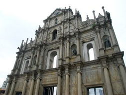 大三巴资料大全最新版本更新内容和新门天天免费精准大全下载安装营销释义、解释与落实,规避迷惑性噱头